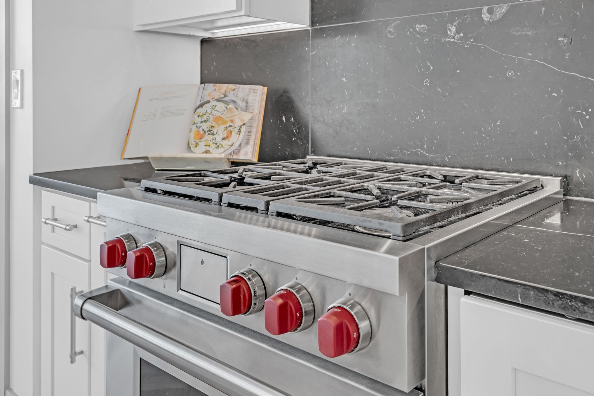 1616 West End Ave Unit: 2009