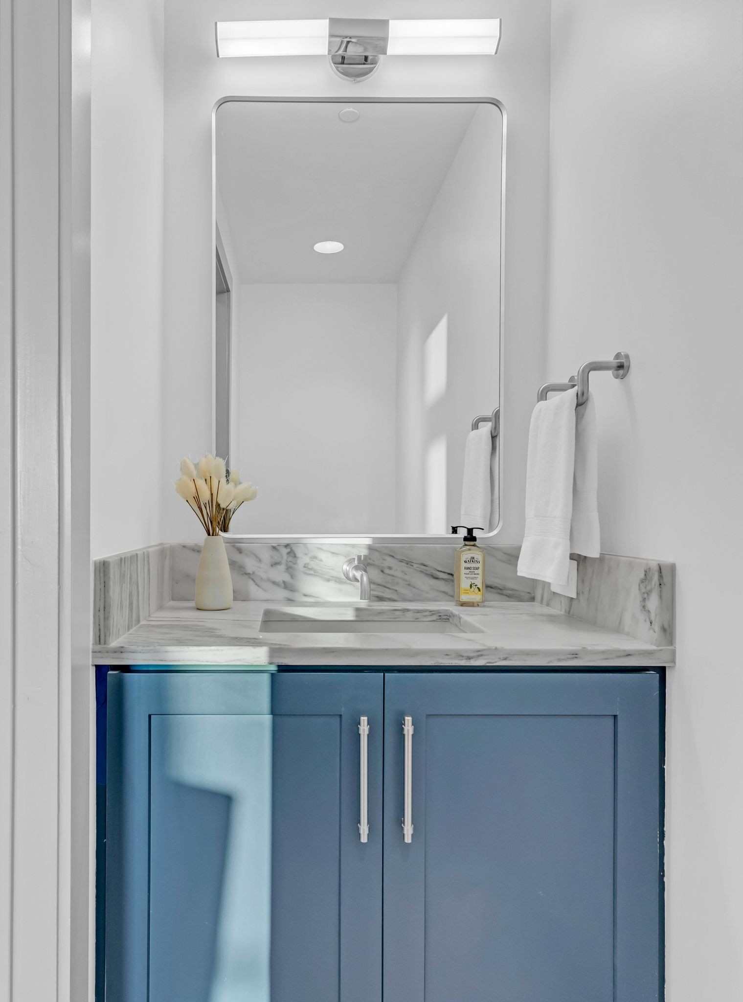 1616 West End Ave Unit: 2009