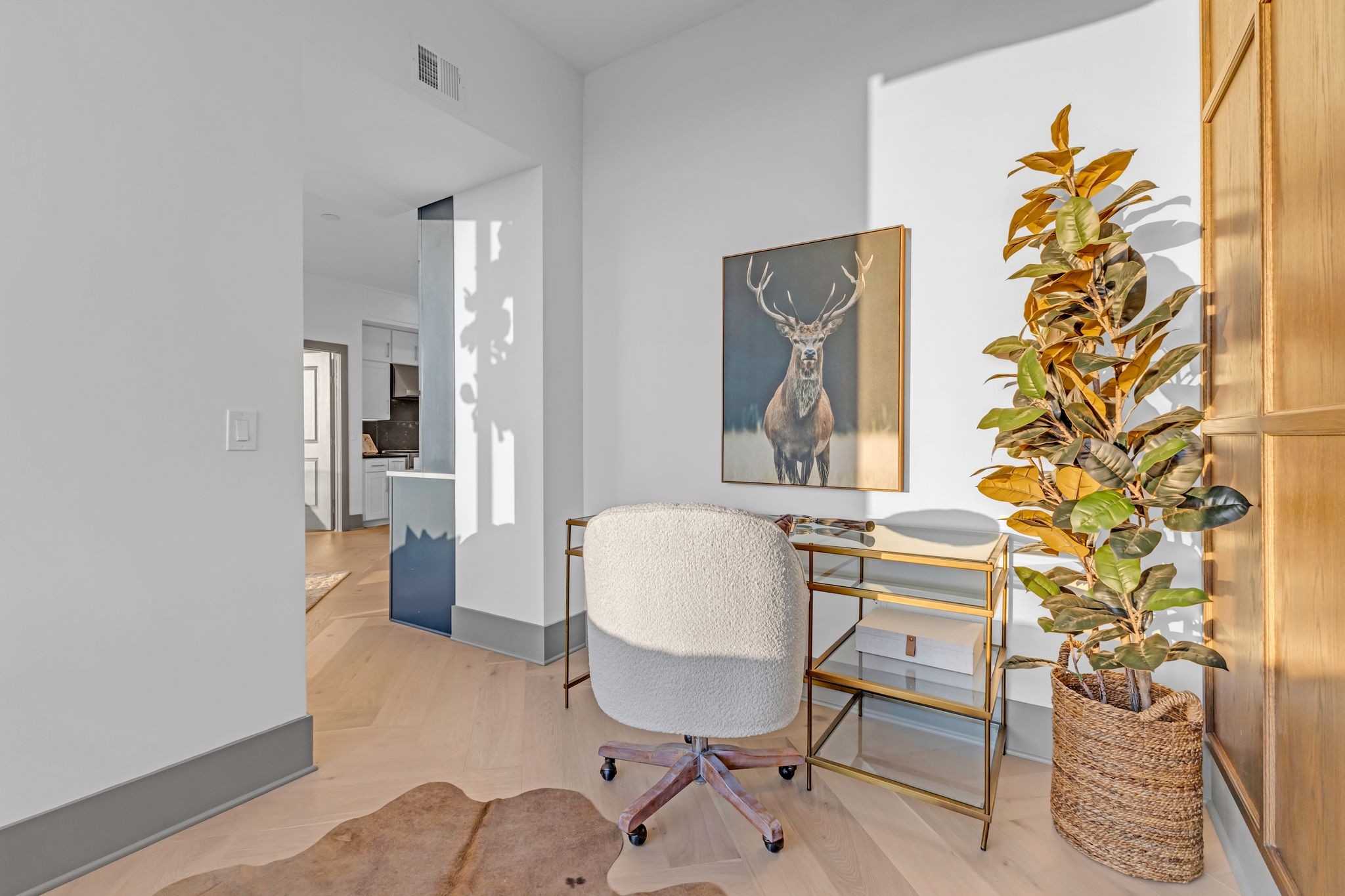 1616 West End Ave Unit: 2009