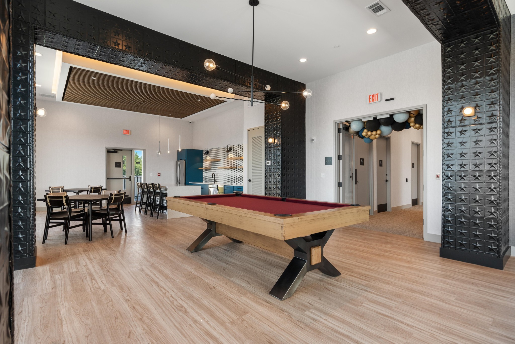 1014 16th Avenue, S Unit: B1 Corner