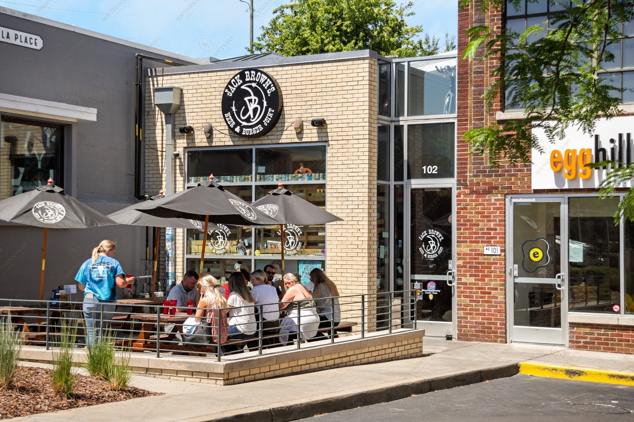 1014 16th Avenue, S Unit: B1 Corner