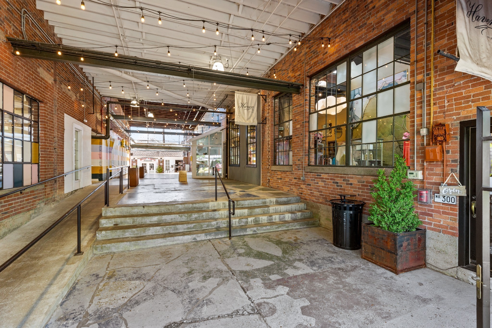 1014 16th Avenue, S Unit: B1 Corner