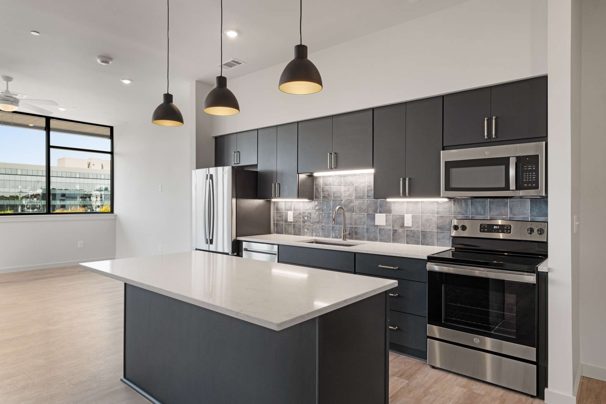 1014 16th Avenue, S Unit: B1 Corner