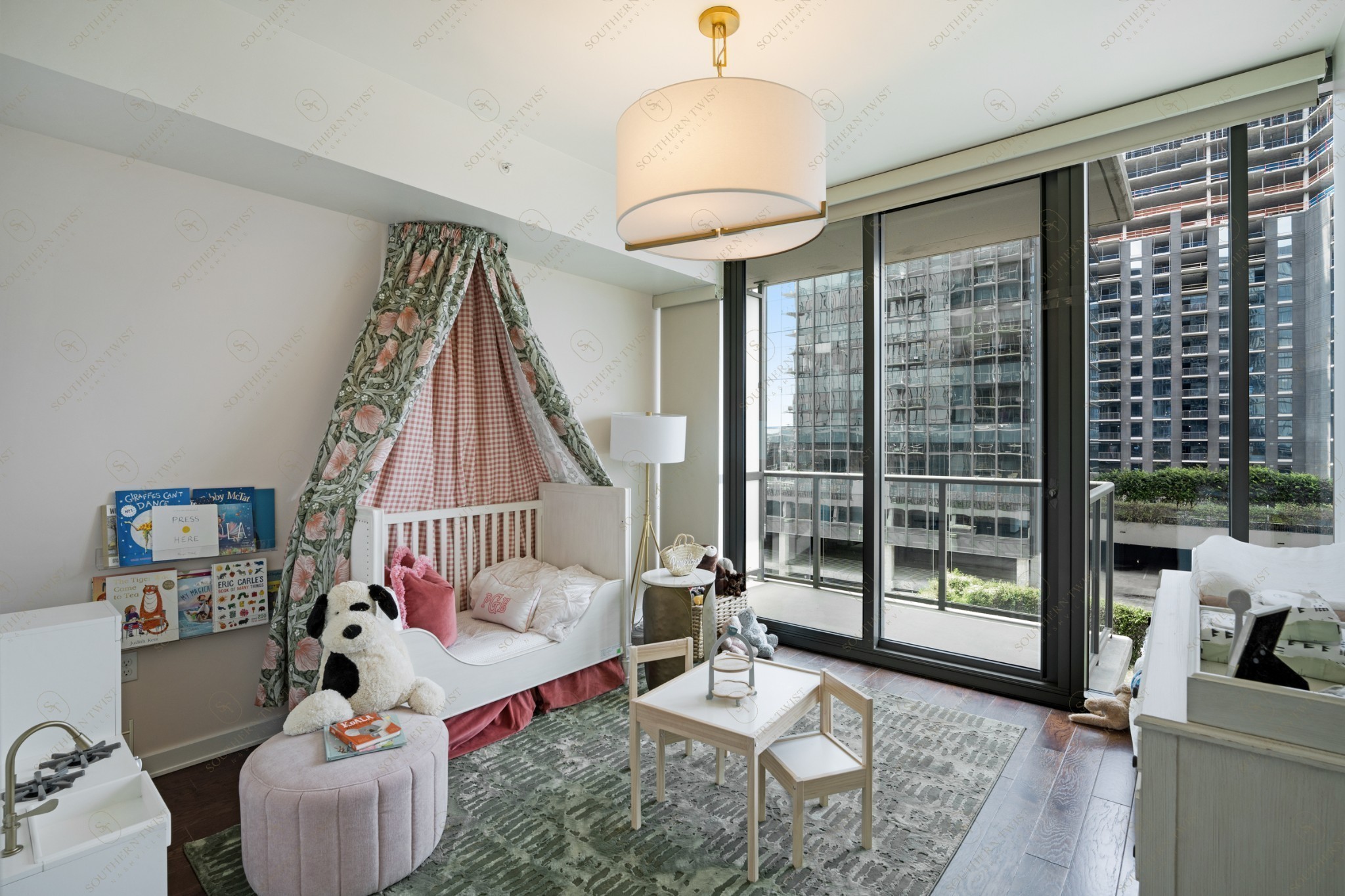 1212 Laurel St Unit: 704