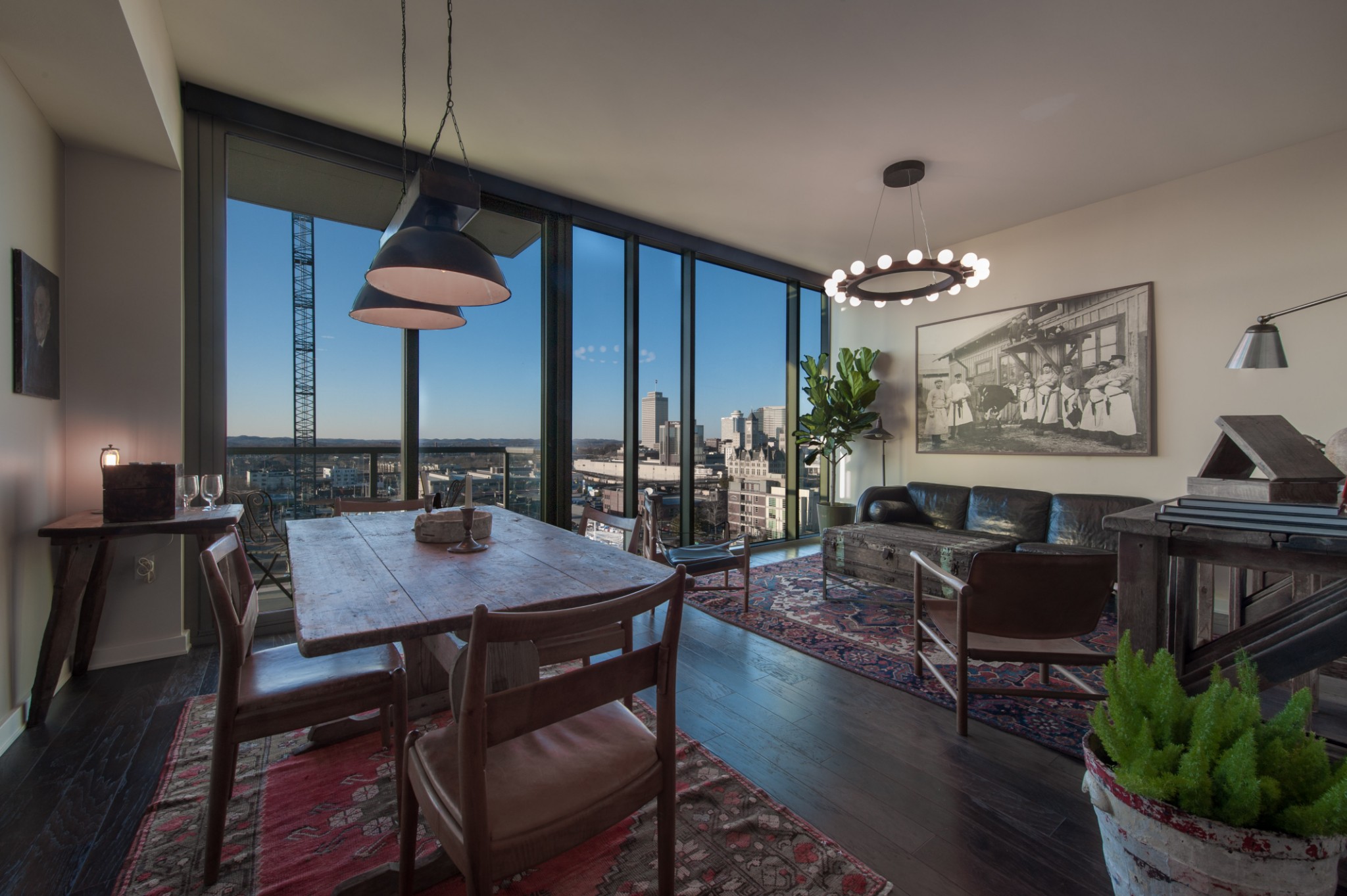 1212 Laurel St Unit: 2112