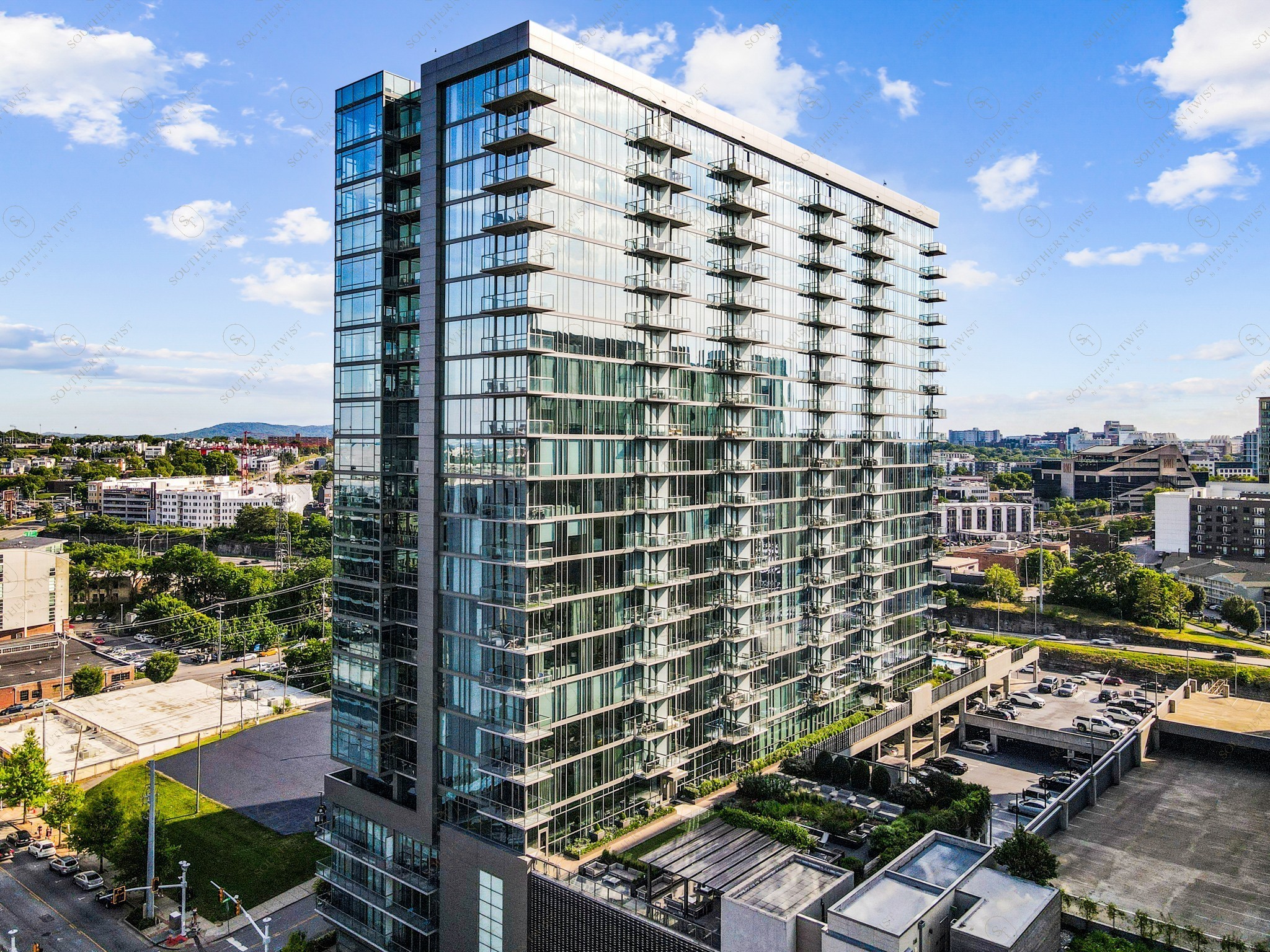 1212 Laurel St Unit: 2112