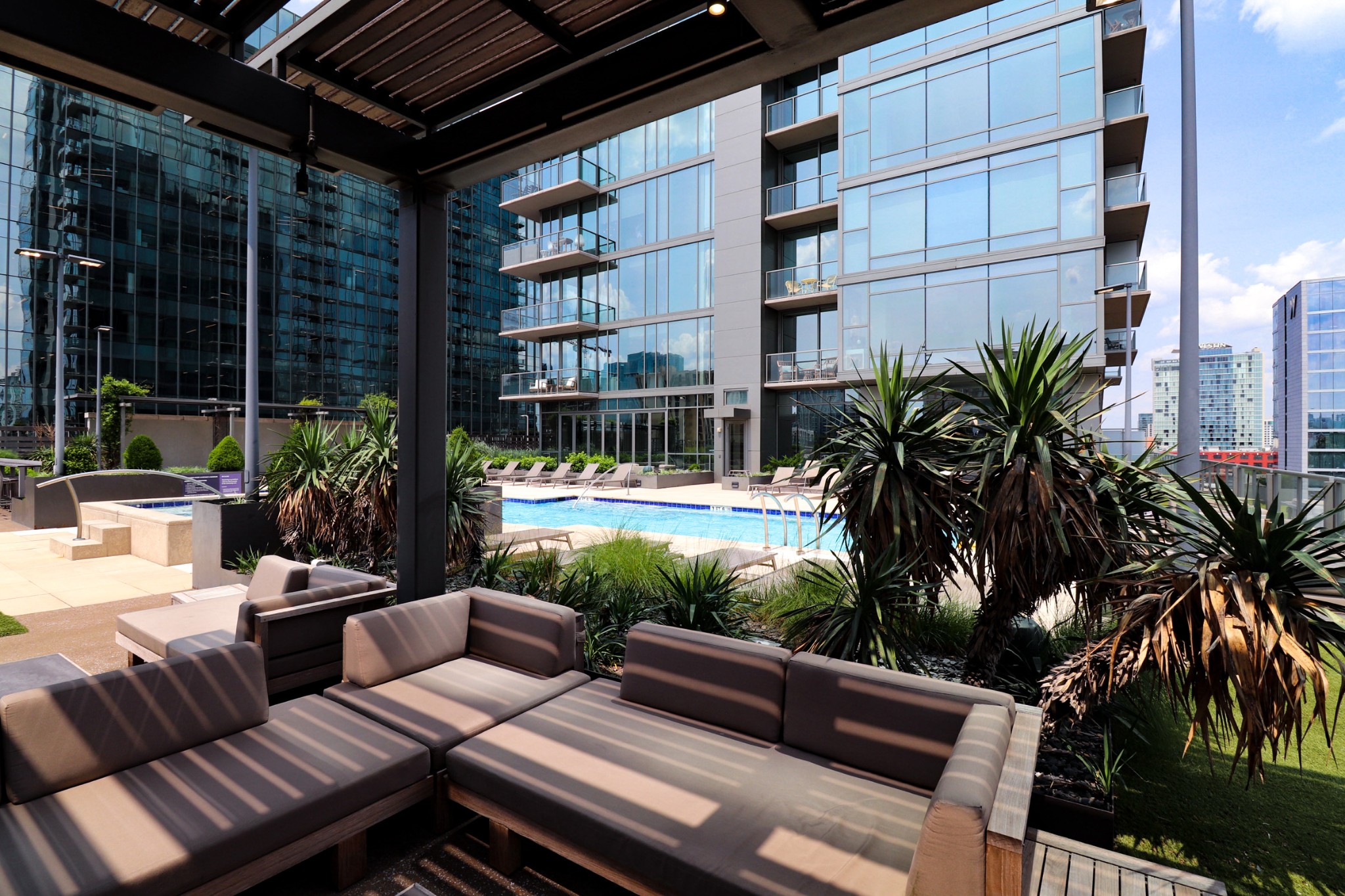 1212 Laurel St Unit: 1708