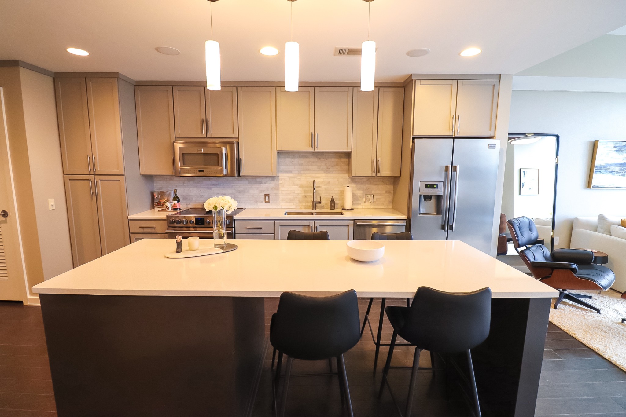 1212 Laurel St Unit: 1708