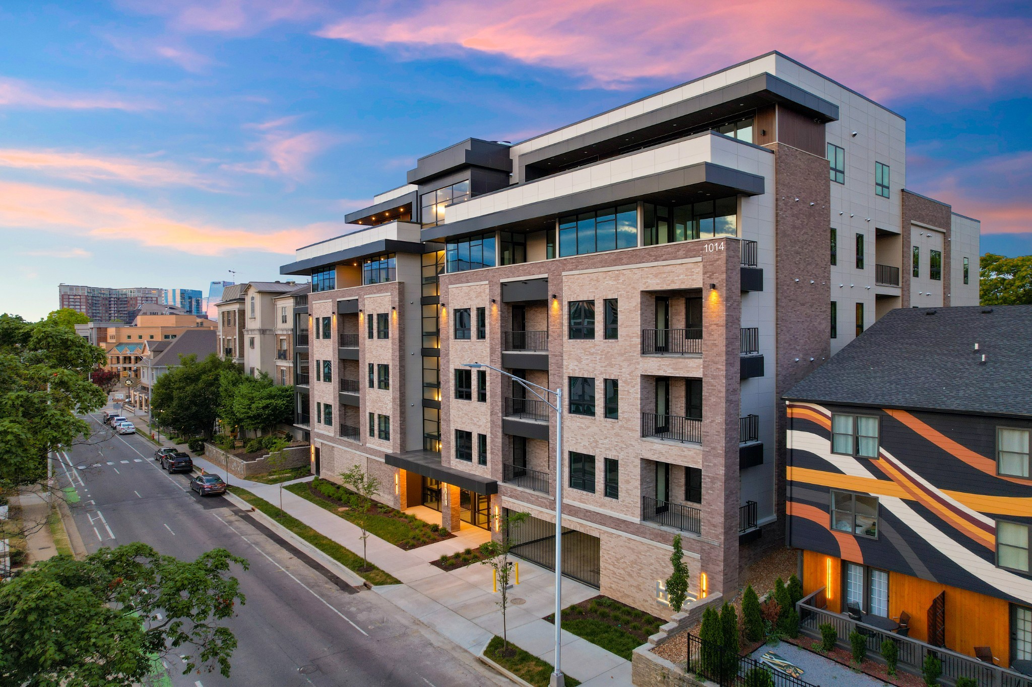 1014 16th Ave, S Unit: 105B2