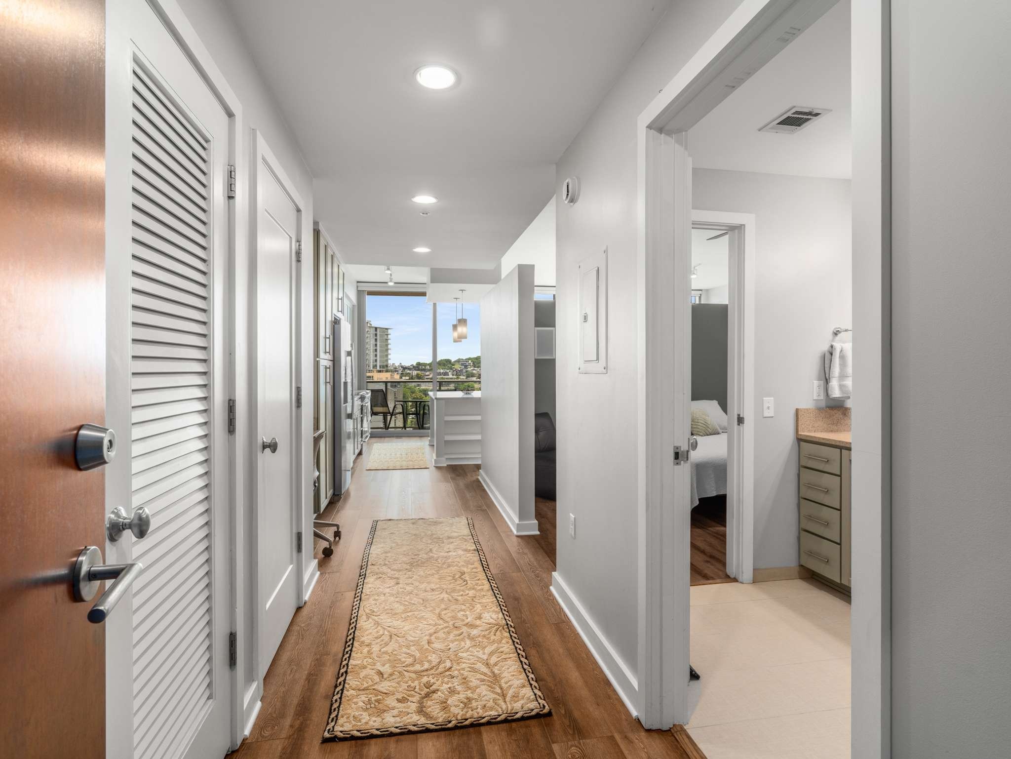 1212 Laurel St Unit: 709