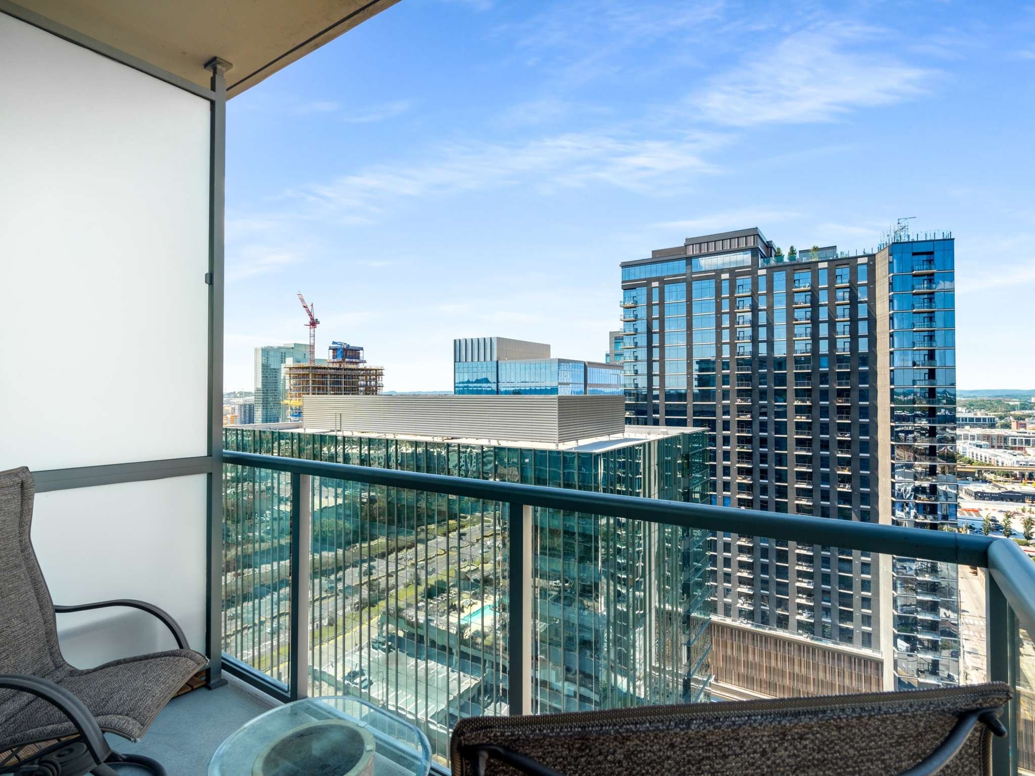 1212 Laurel St Unit: 2002