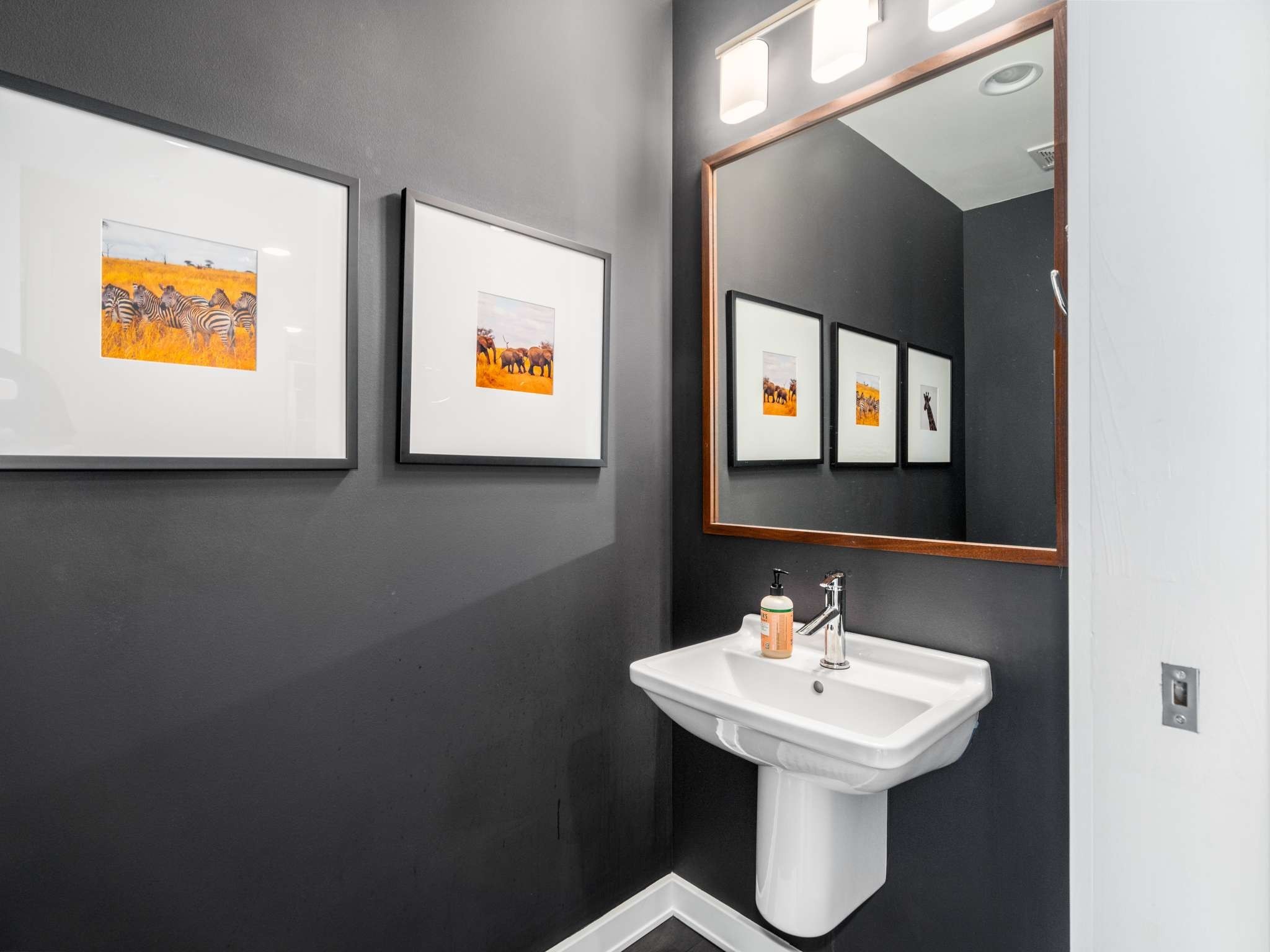 1212 Laurel St Unit: 2002