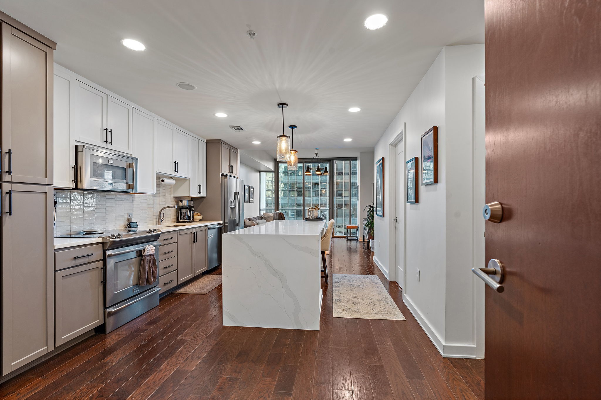 1212 Laurel St Unit: 708