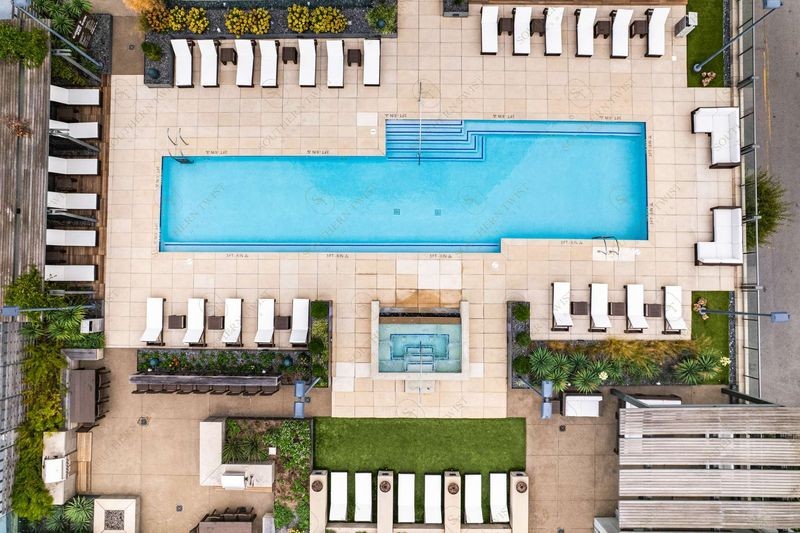 1212 Laurel St Unit: 708