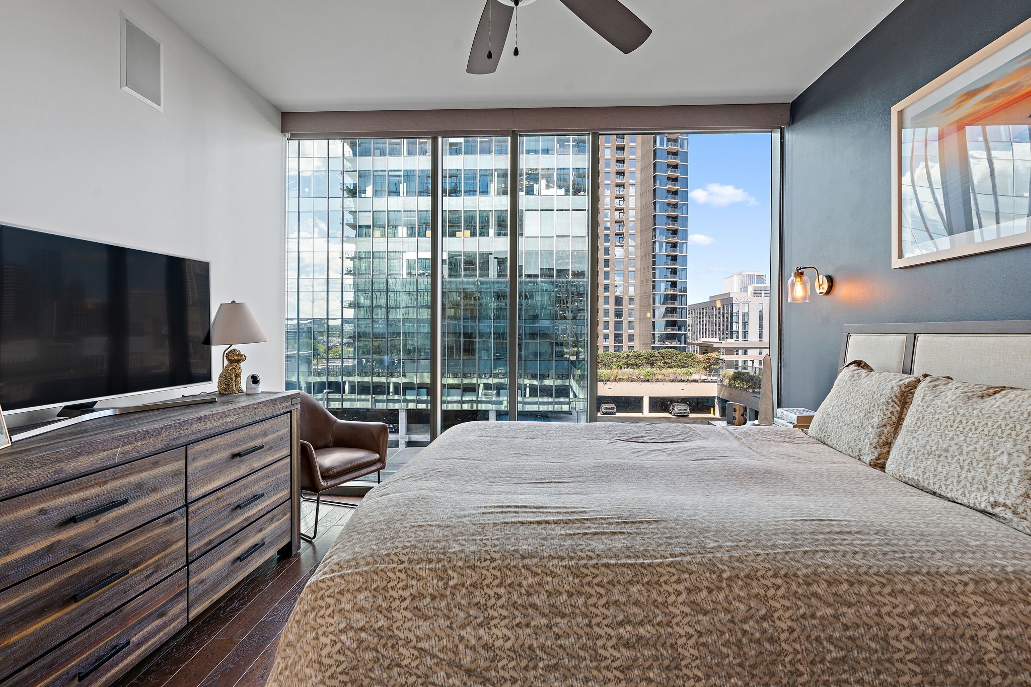 1212 Laurel St Unit: 708