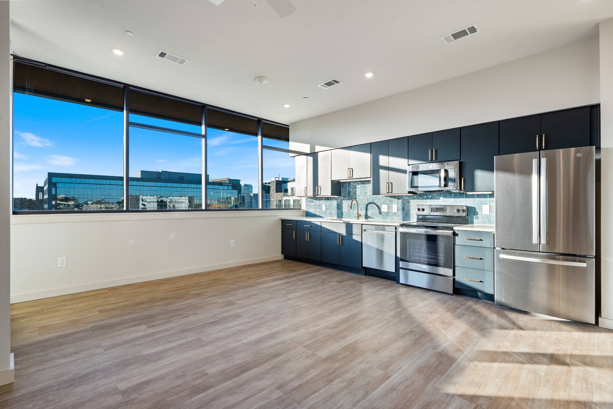 1014 16th Avenue, S Unit: 407-B2 FP