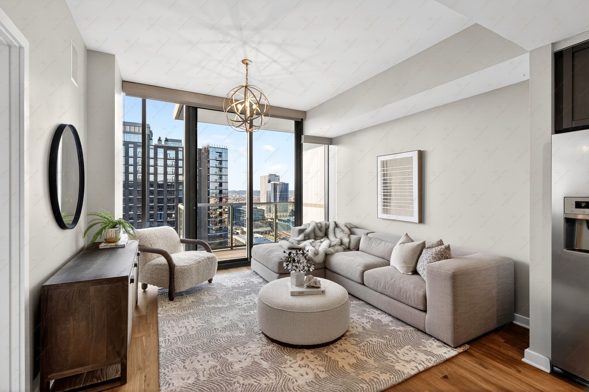 1212 Laurel St Unit: 2206