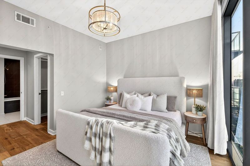 1212 Laurel St Unit: 2206