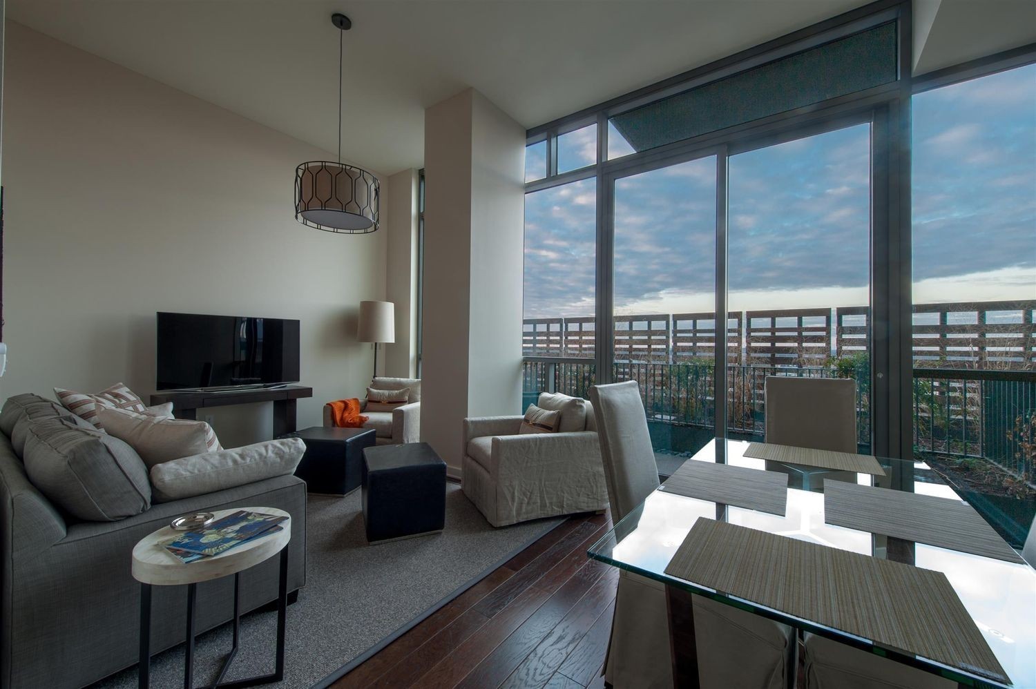 1212 Laurel St Unit: 2009 S