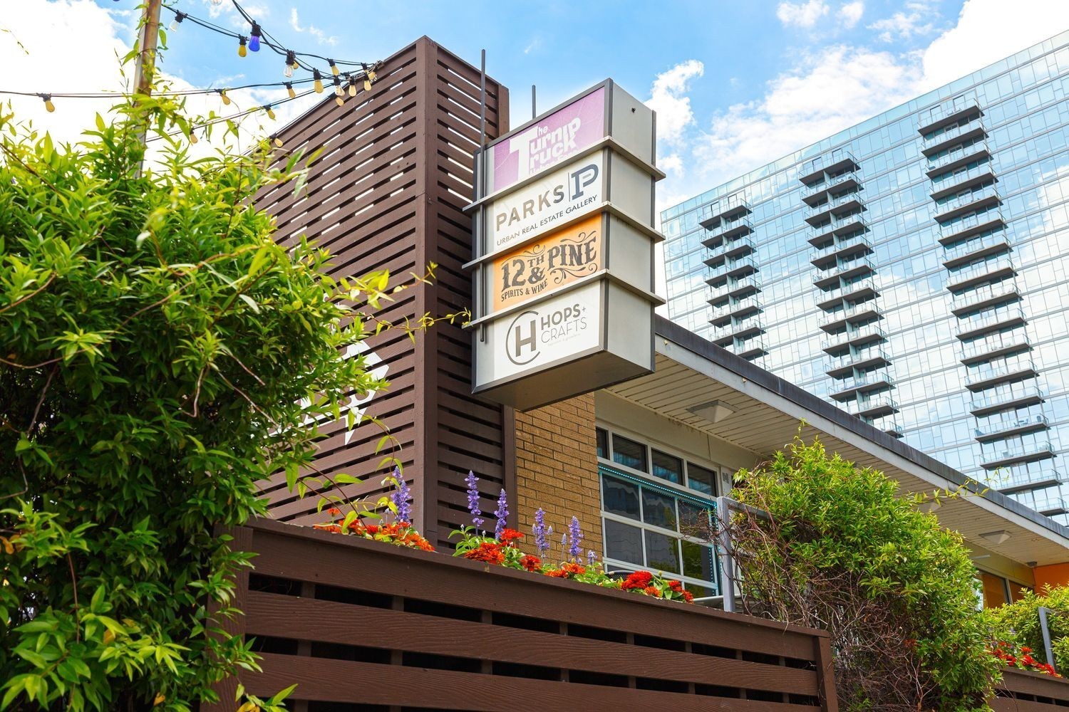 1212 Laurel St Unit: 2009 S