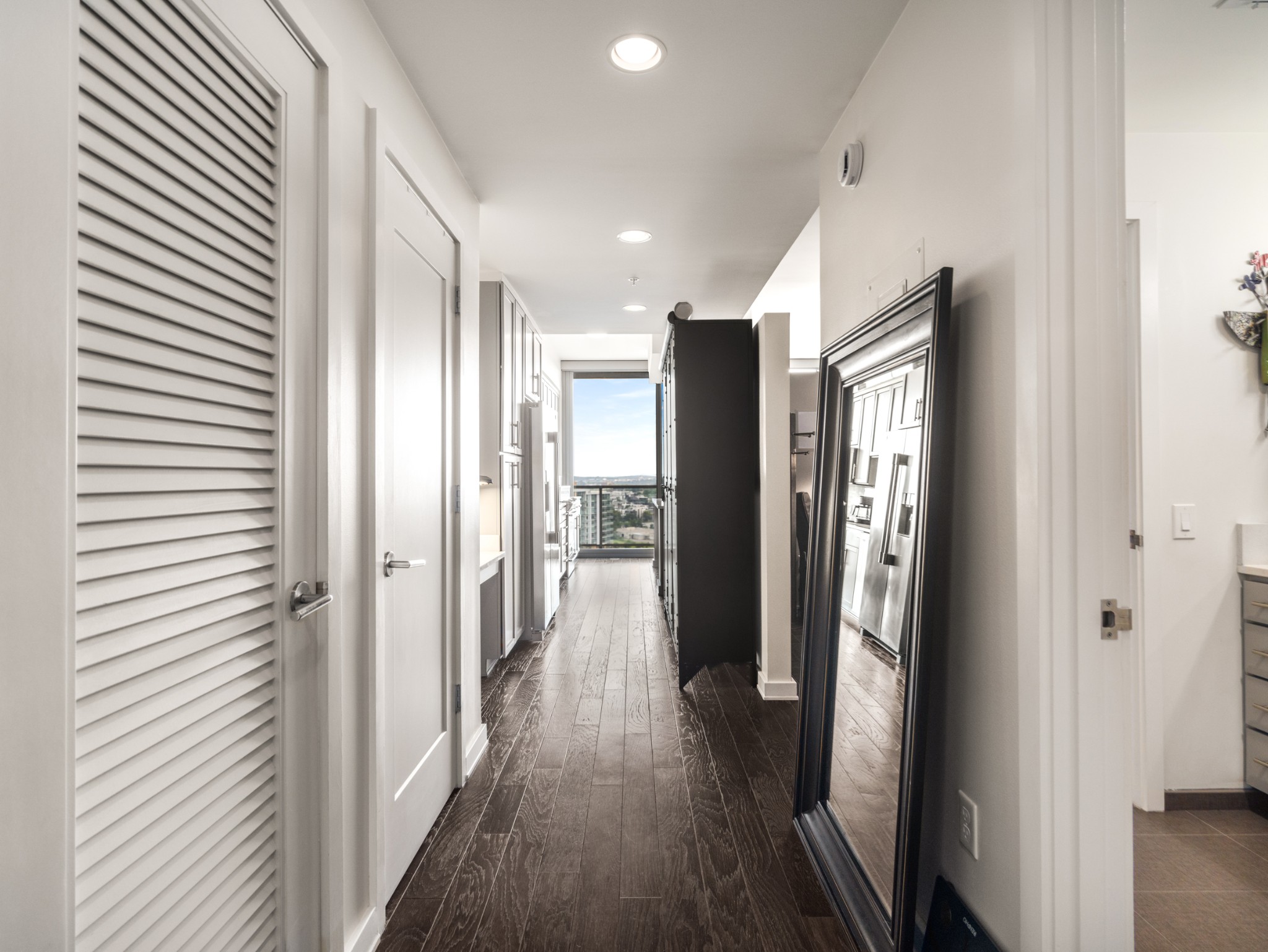 1212 Laurel St Unit: 2009 S