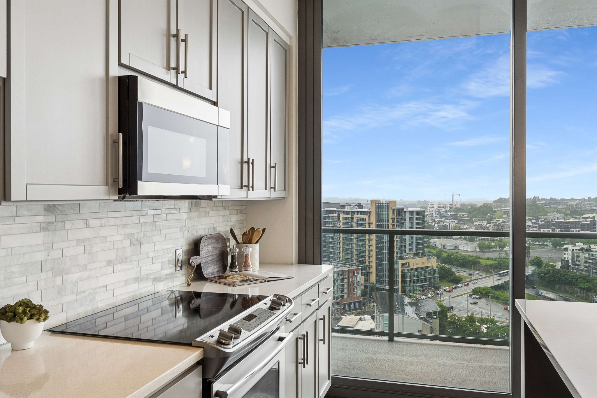 1212 Laurel St Unit: 2009 SE