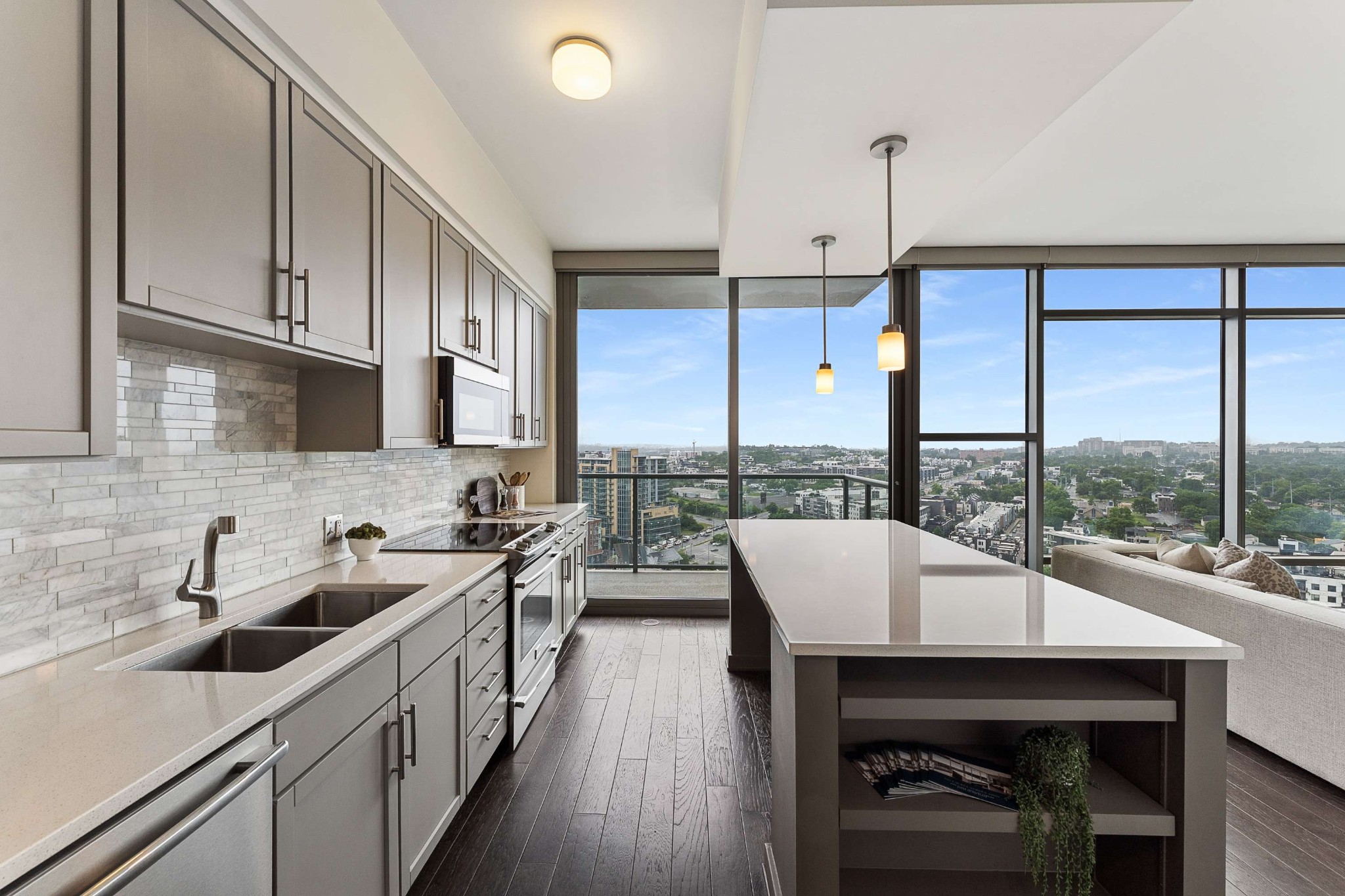 1212 Laurel St Unit: 2009 SE