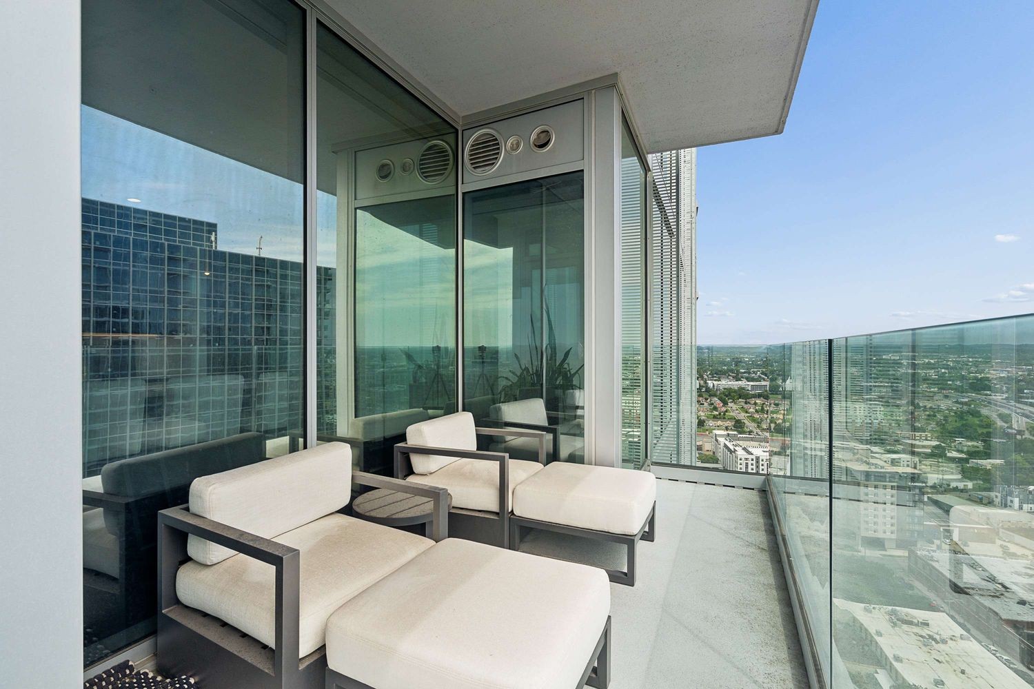 1616 West End Ave Unit: 2507