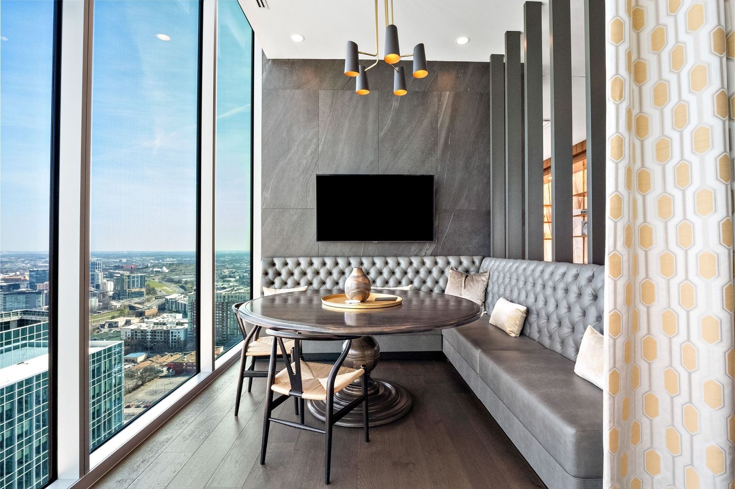 1616 West End Ave Unit: 2507