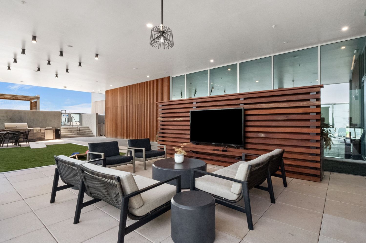 1616 West End Ave Unit: 2507