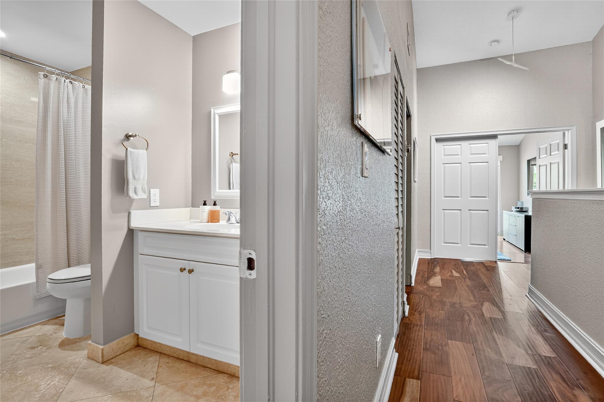1777 NE 4th Ave B-3