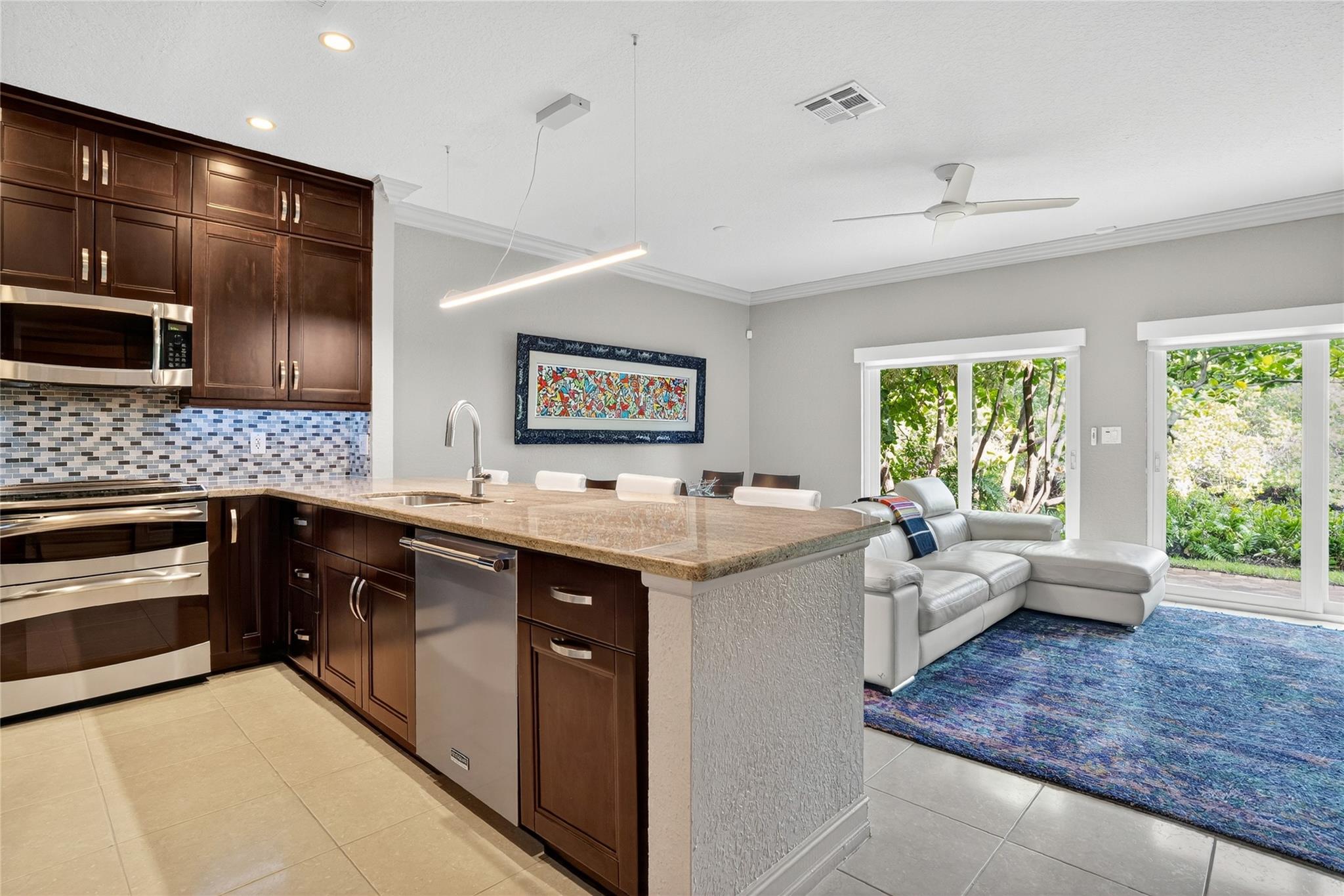 1777 NE 4th Ave B-3