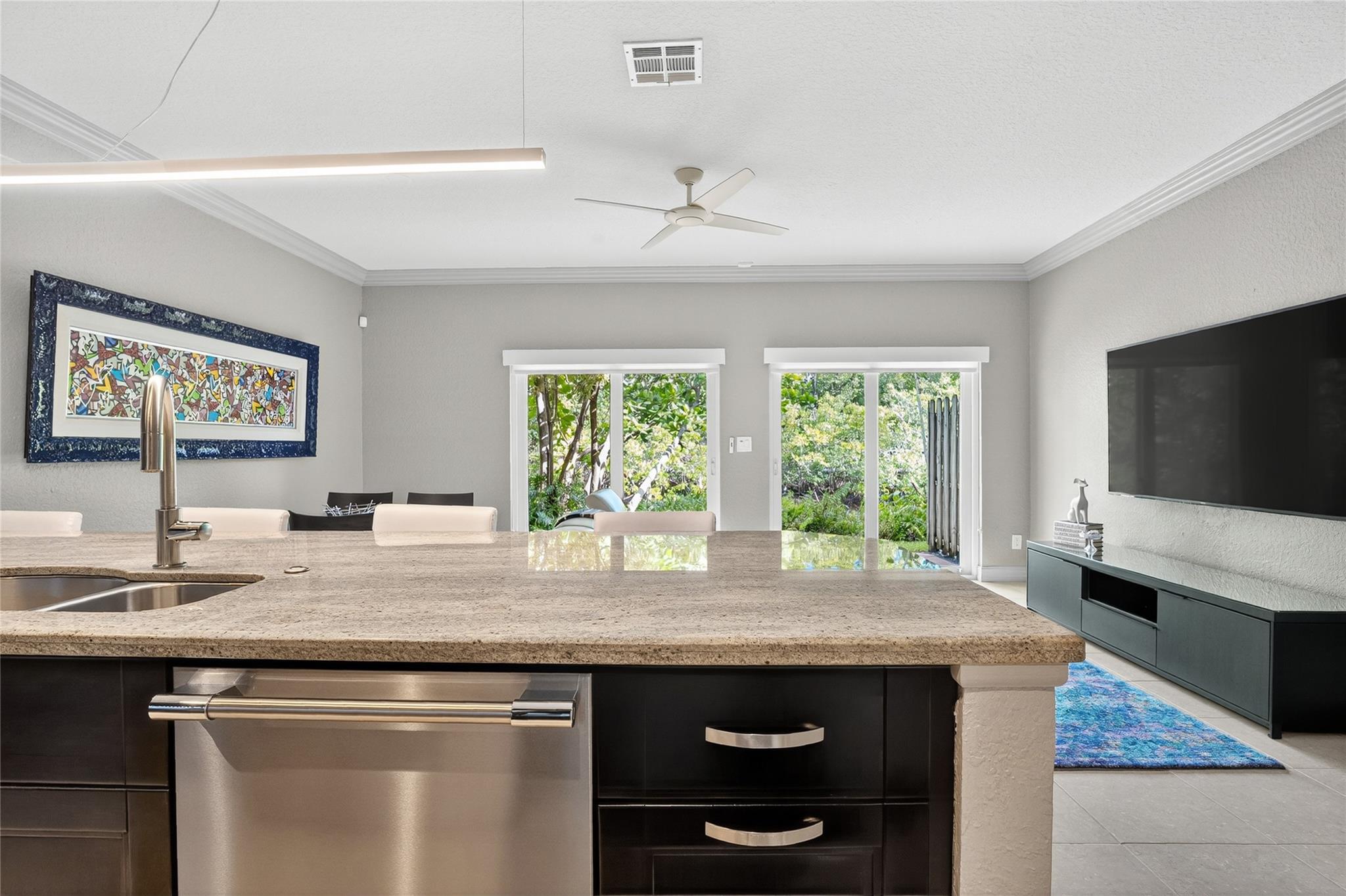1777 NE 4th Ave B-3