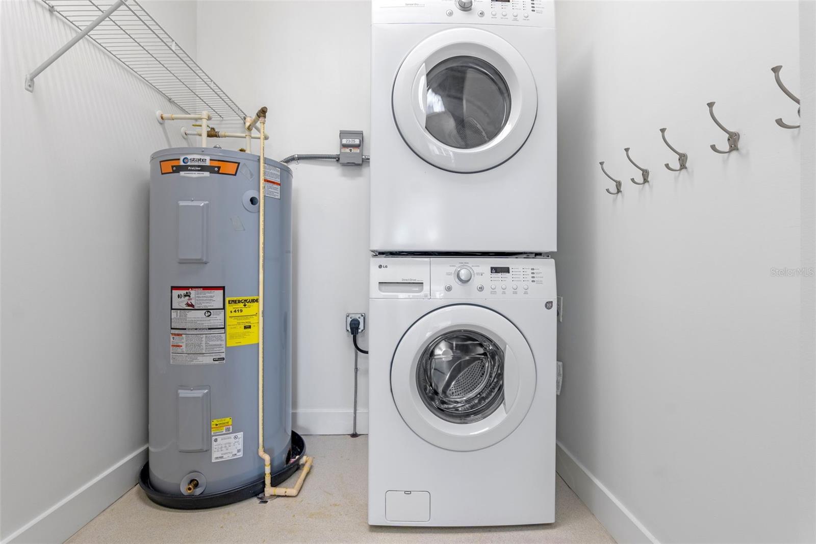 150 E ROBINSON ST #1023