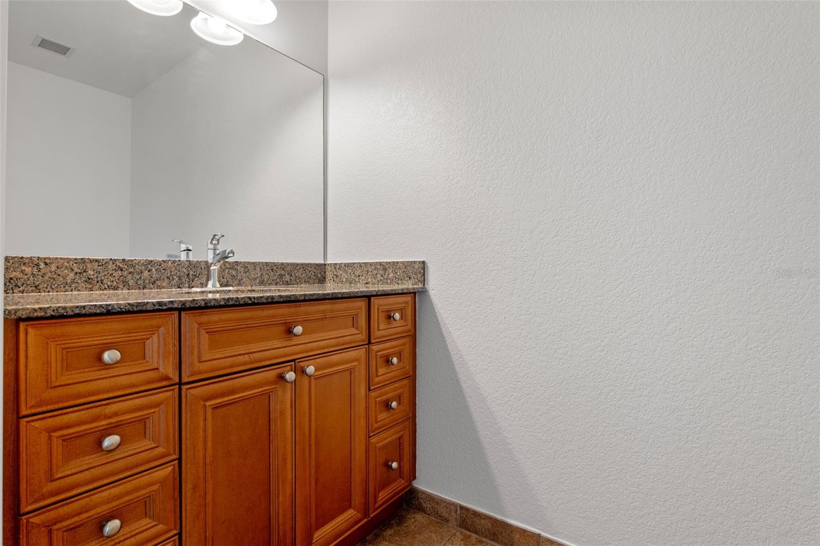 150 E ROBINSON ST #1023