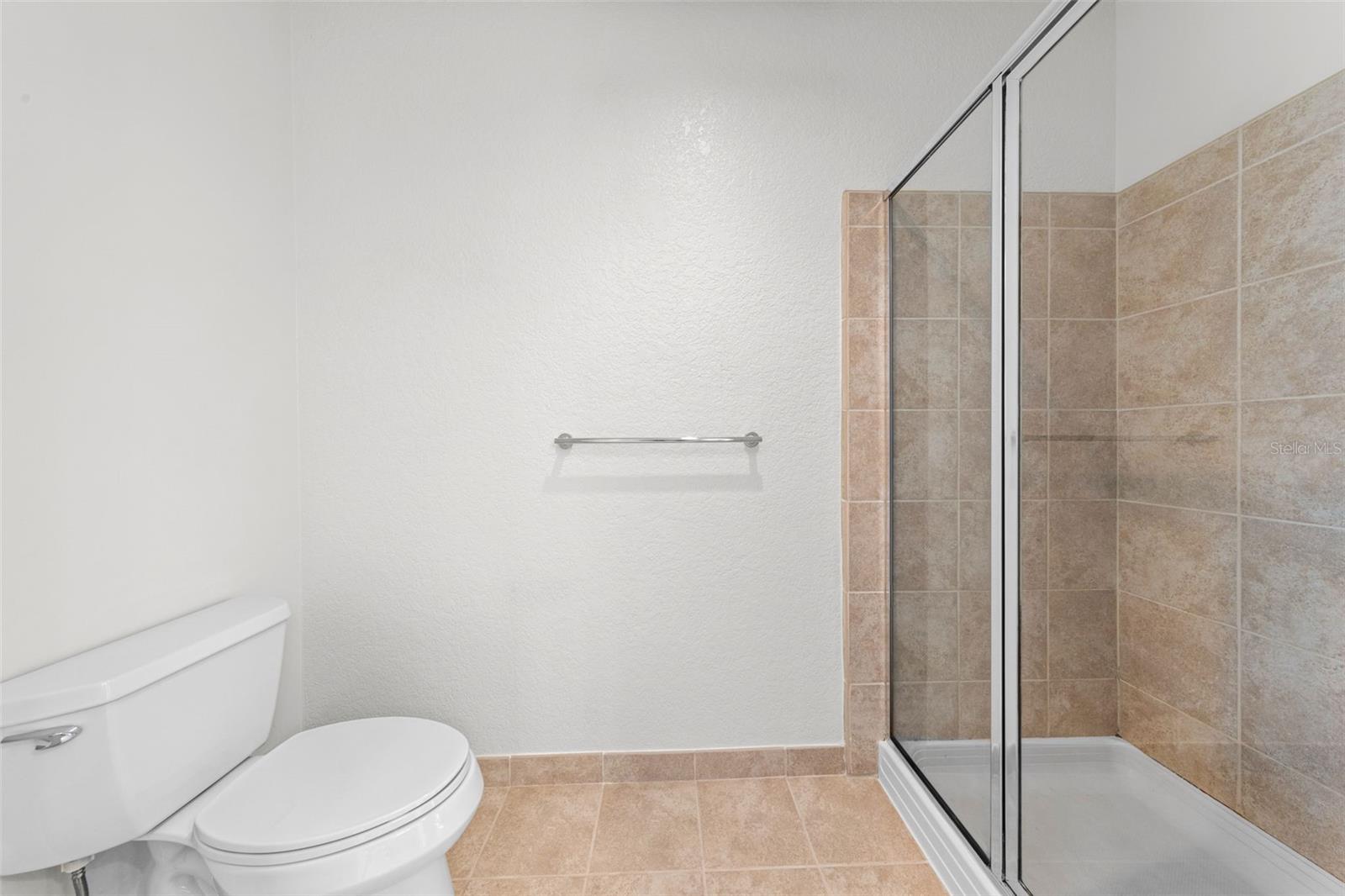 150 E ROBINSON ST #2807