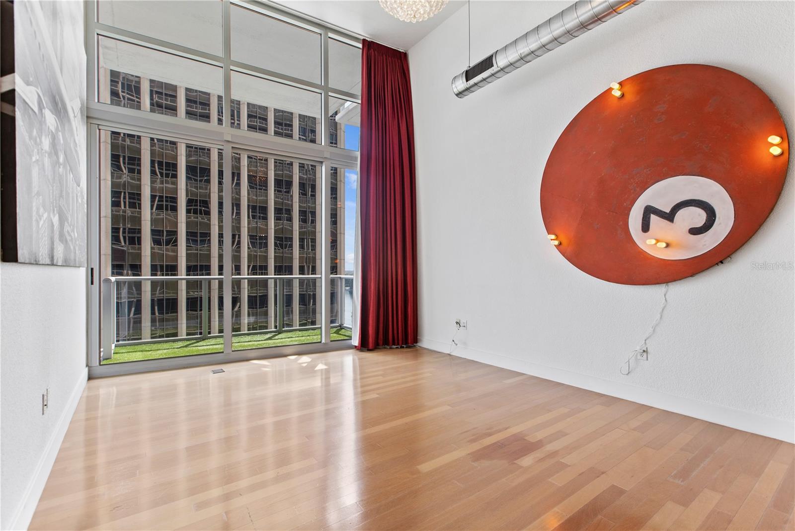 150 E ROBINSON ST #711