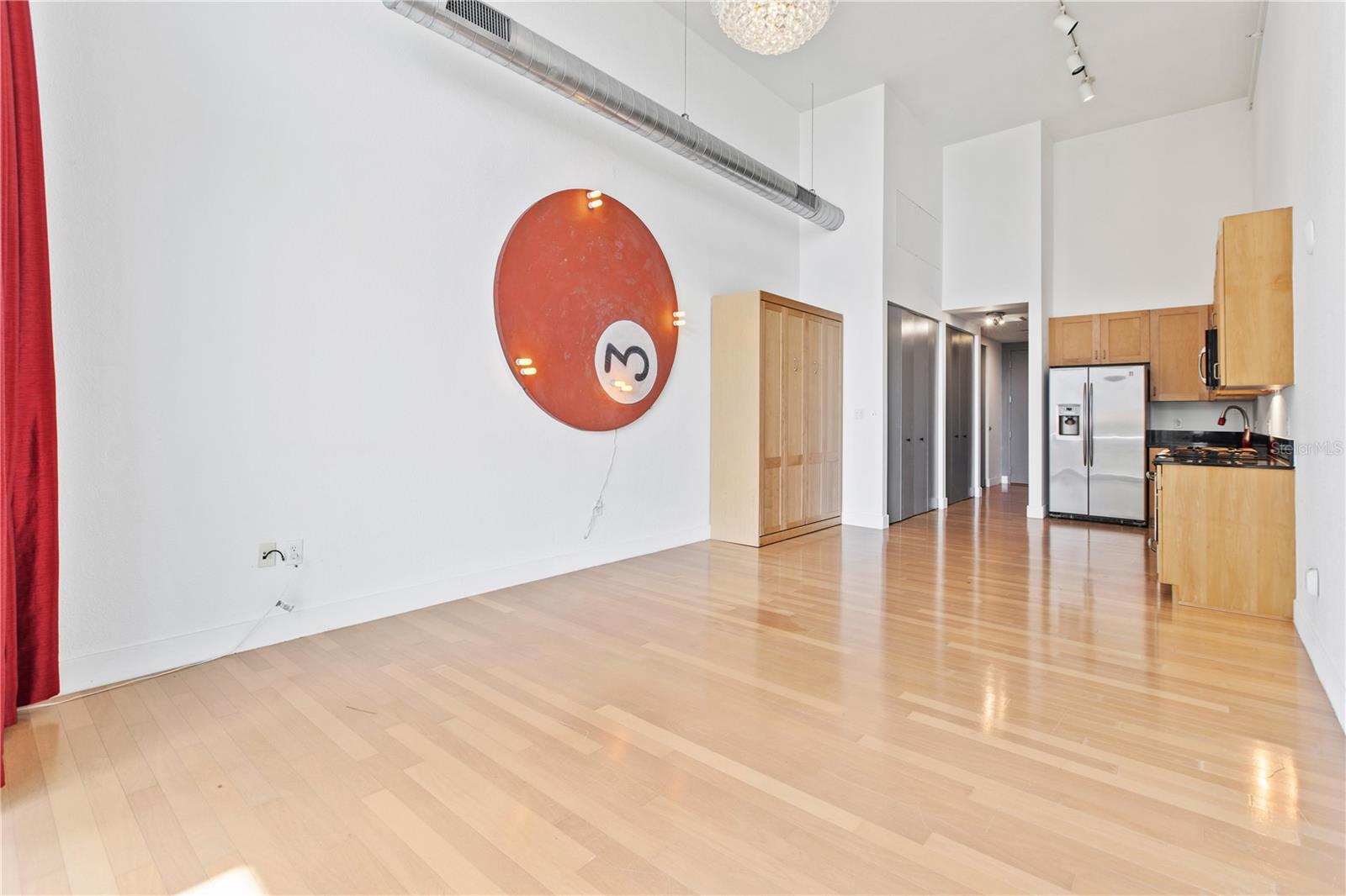 150 E ROBINSON ST #711