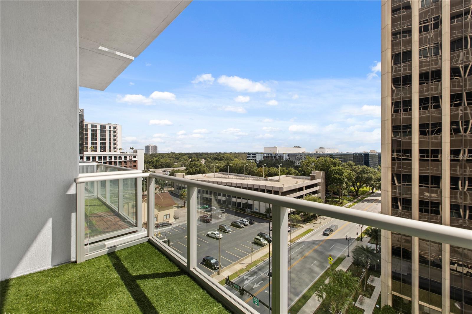 150 E ROBINSON ST #711