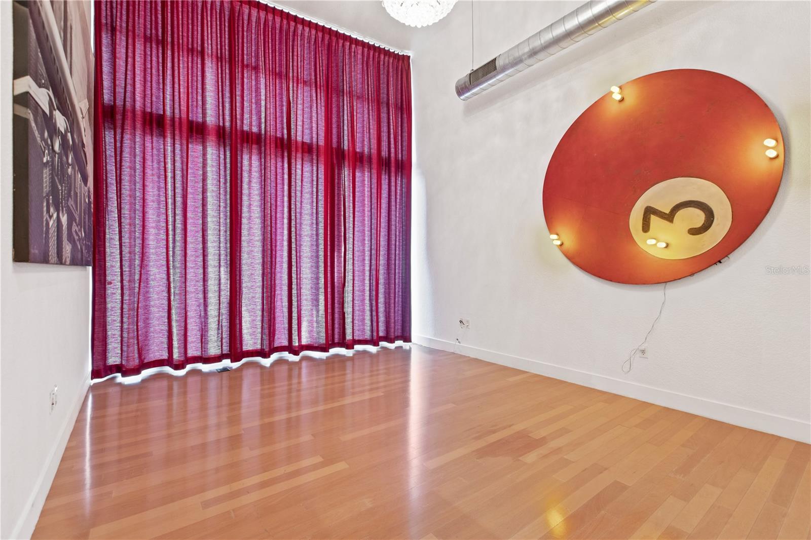 150 E ROBINSON ST #711