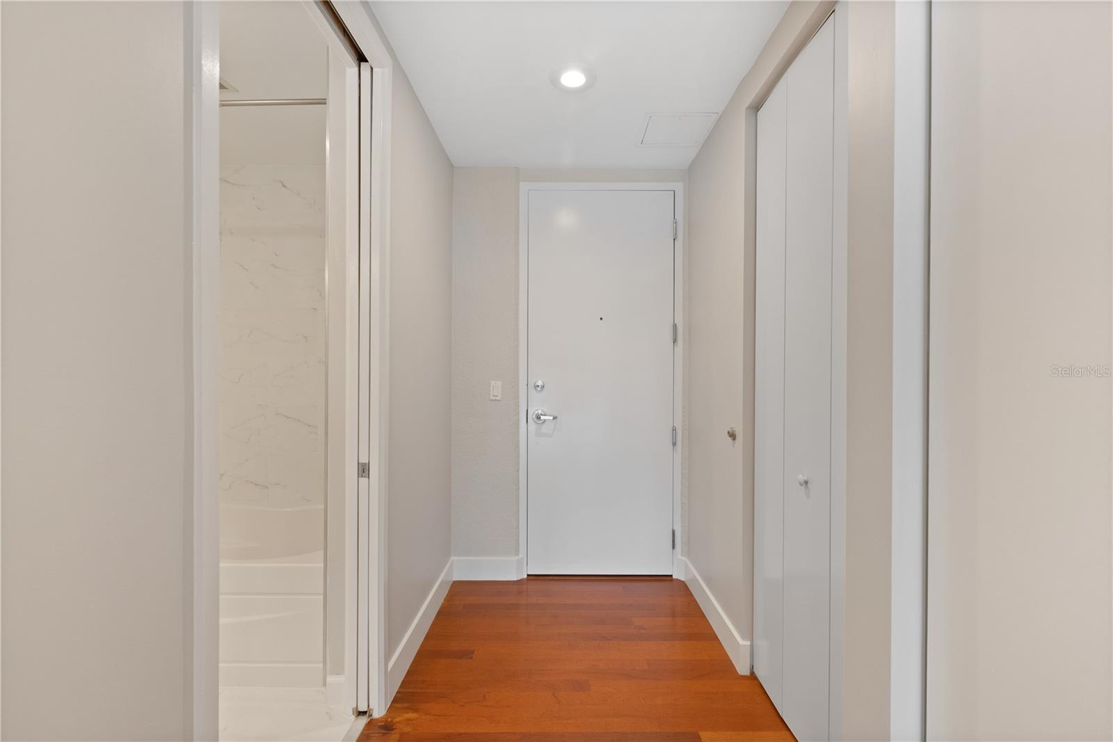 150 E ROBINSON ST #615