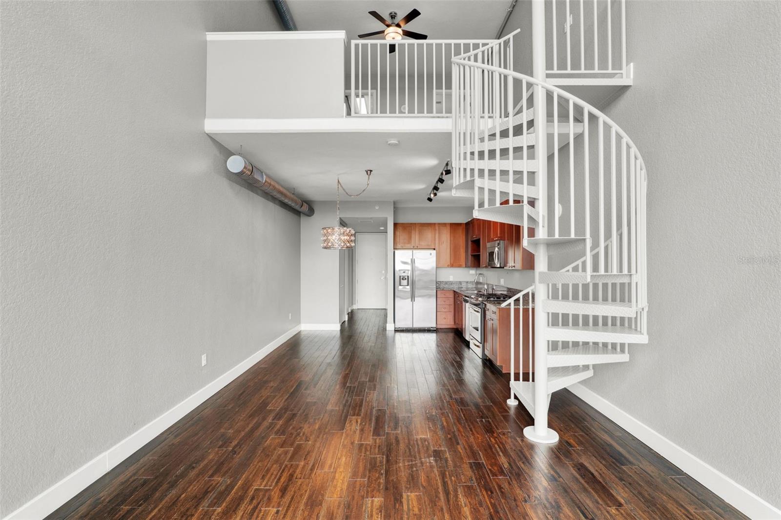 150 E ROBINSON ST #1205