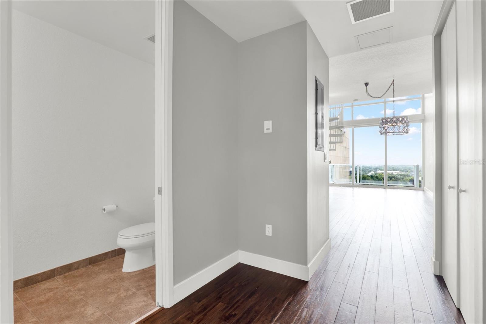 150 E ROBINSON ST #1205