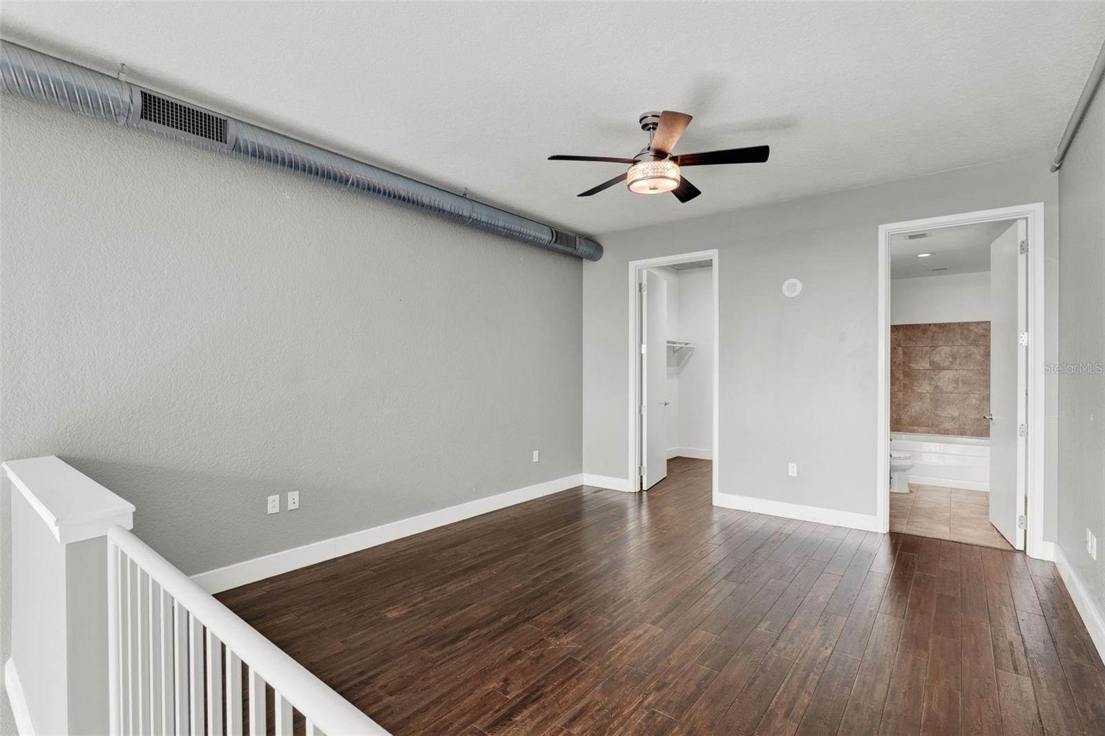 150 E ROBINSON ST #1205