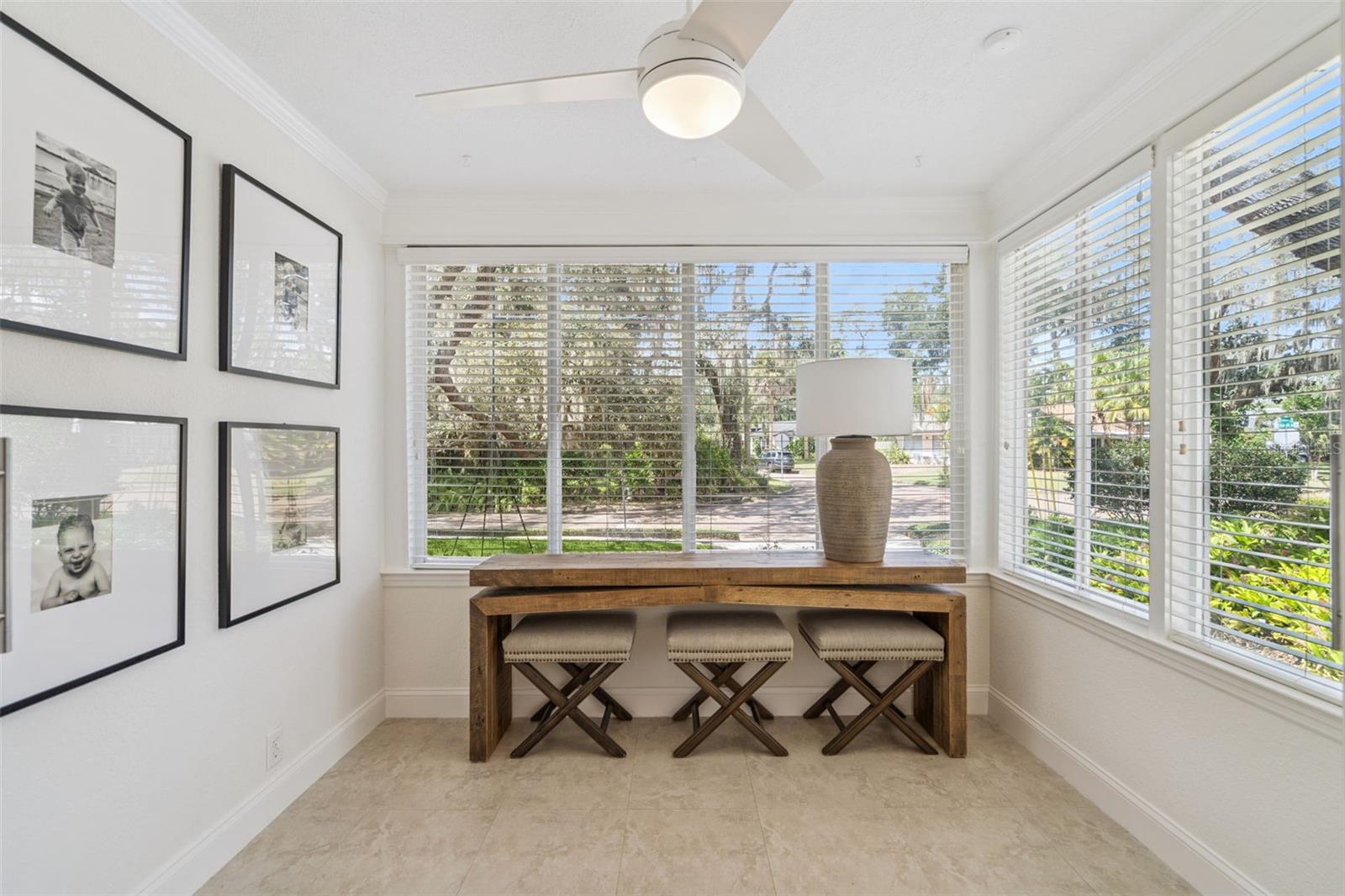205 S LAWSONA BLVD