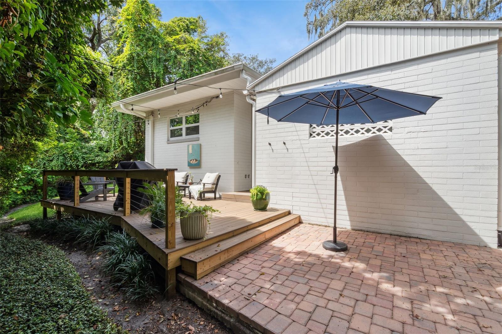 205 S LAWSONA BLVD