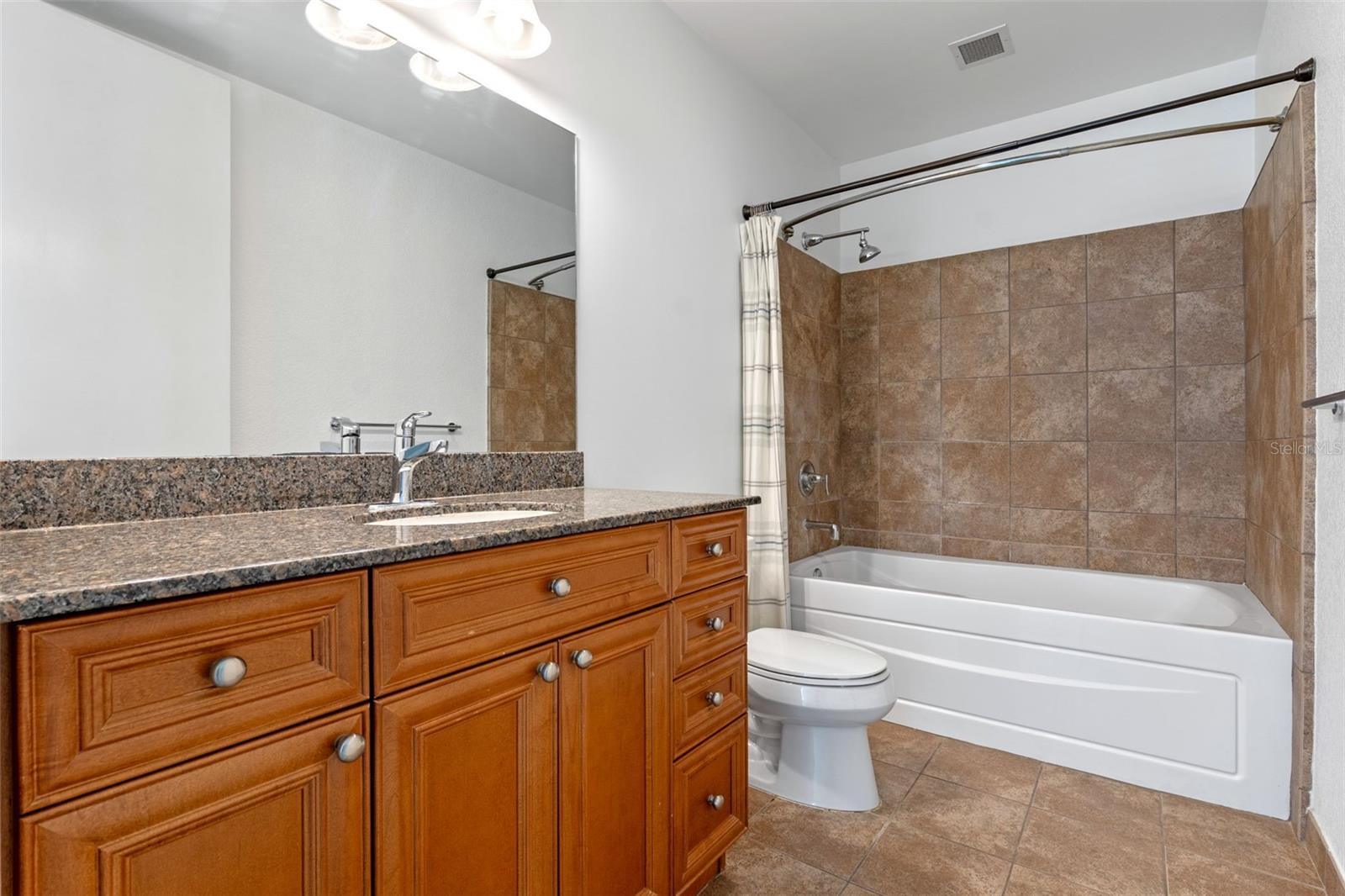 150 E ROBINSON ST #1023