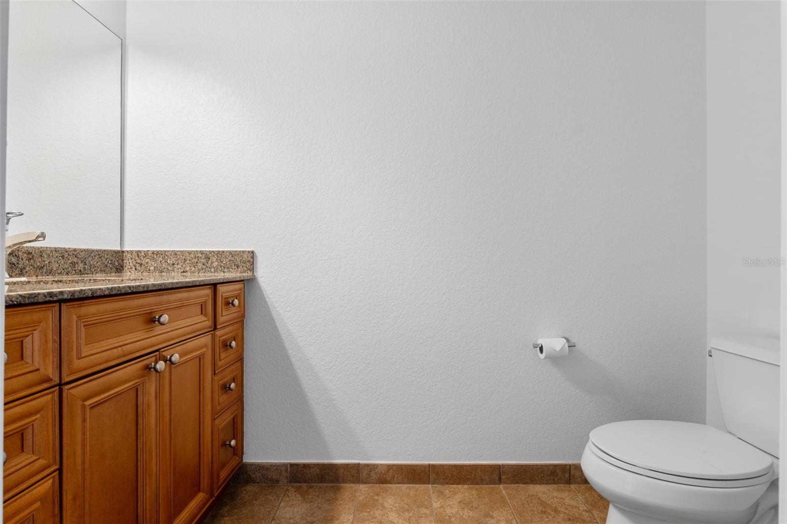 150 E ROBINSON ST #1023