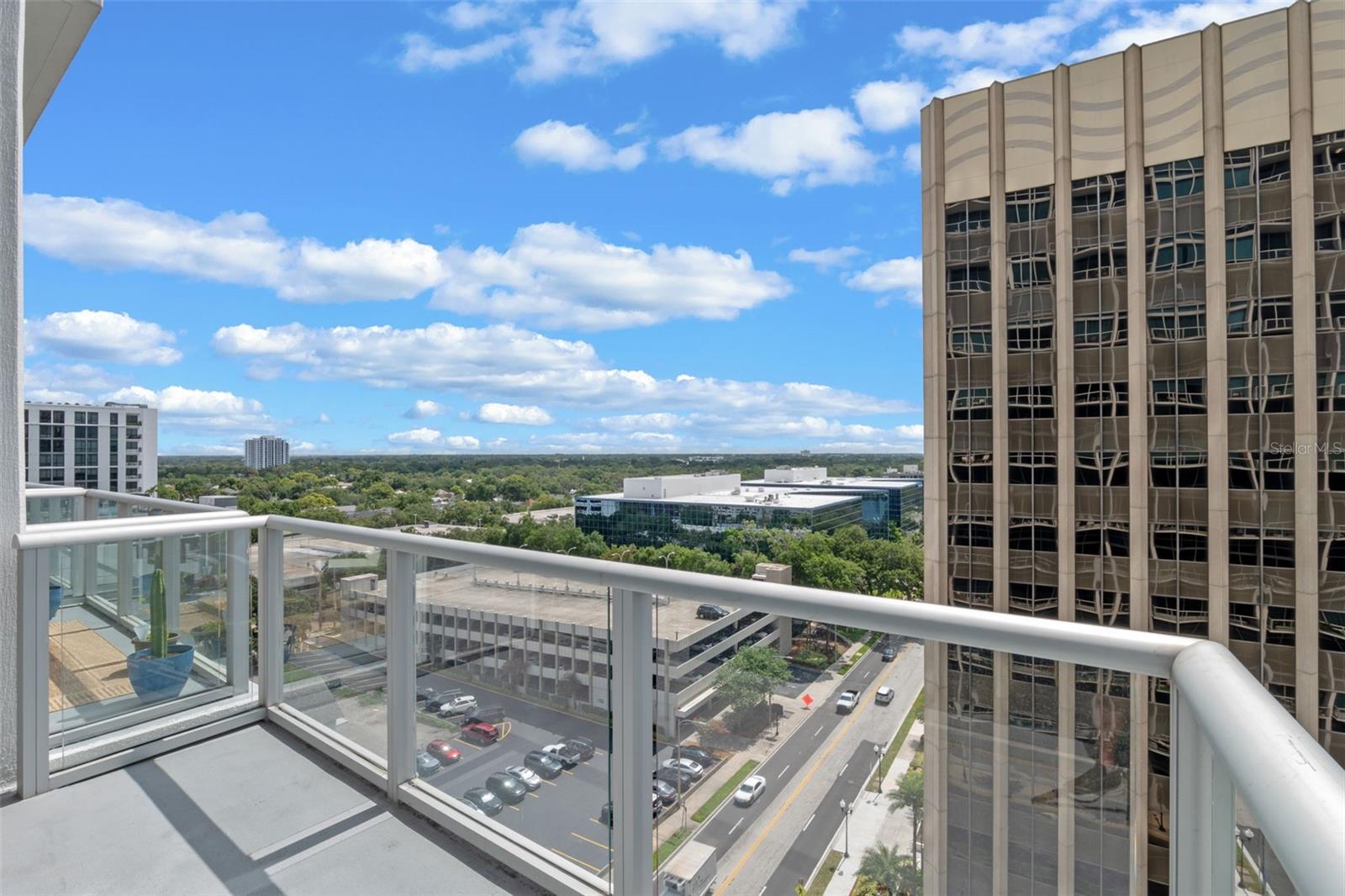 150 E ROBINSON ST #1023