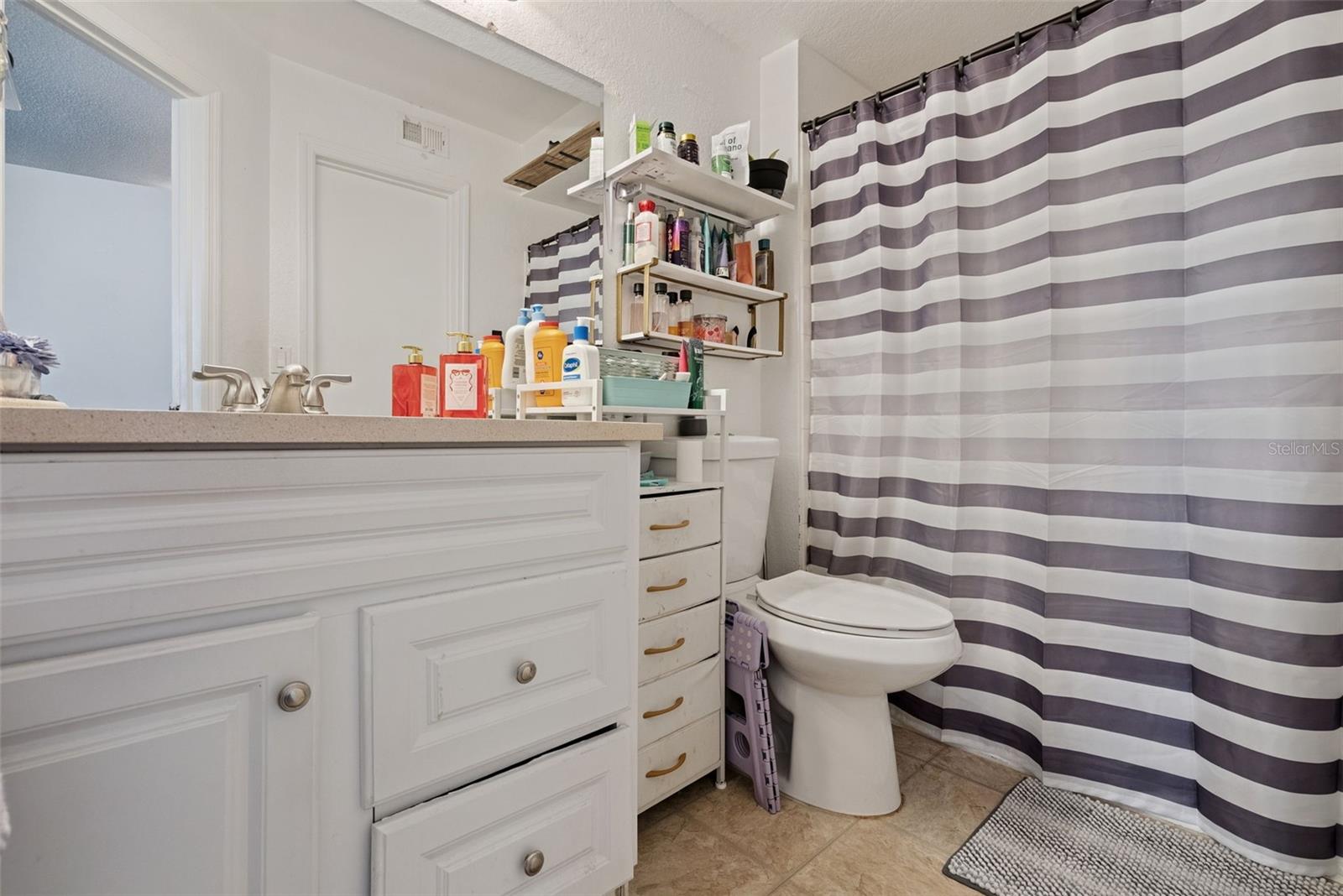 4642 COMMANDER DR #938